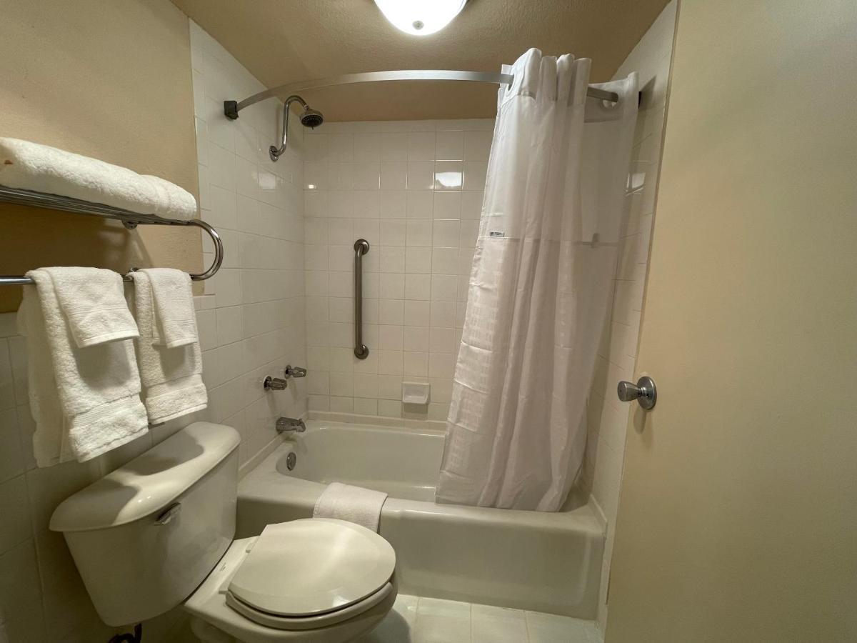 Hotel Baymont By Wyndham Stillwater